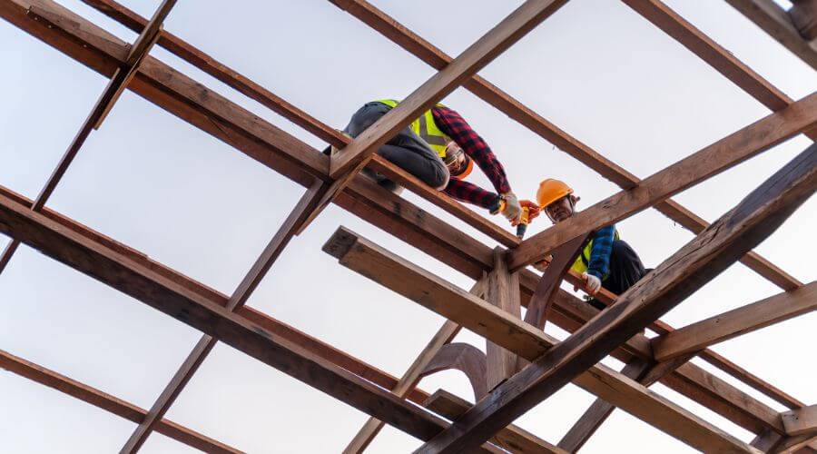 Professional New roof installation in Decatur, MI